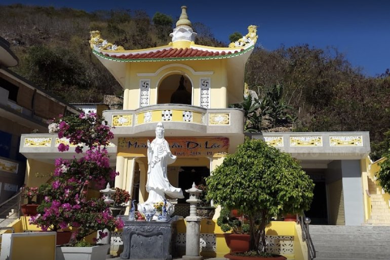 NIẾT BÀN TỊNH XÁ - MANG VẺ ĐẸP TRANG NGHIÊM THANH BÌNH VÀ ĐẬM NÉT VĂN HÓA PHẬT GIÁO VIỆT NAM