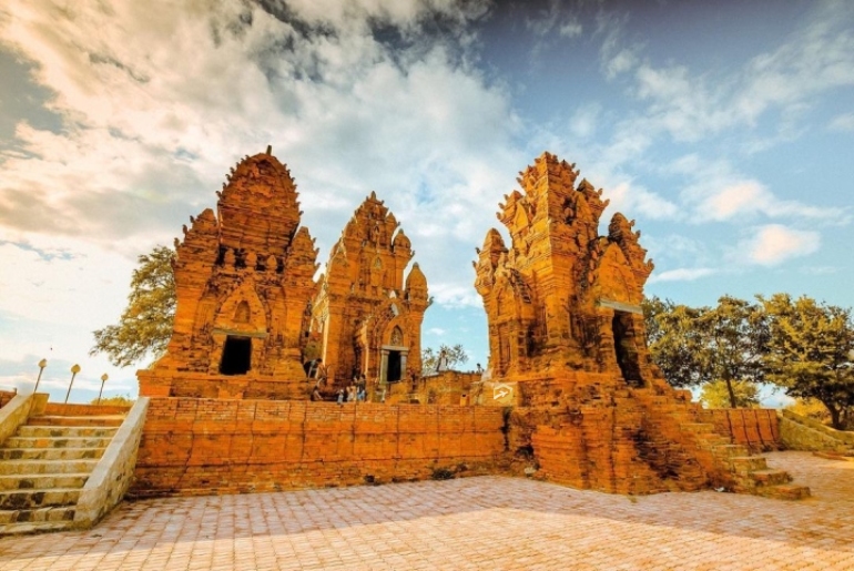 Tour Ninh Chữ I Tour du lịch Ninh Chữ - Vịnh Vĩnh Hy 3 ngày 2 đêm