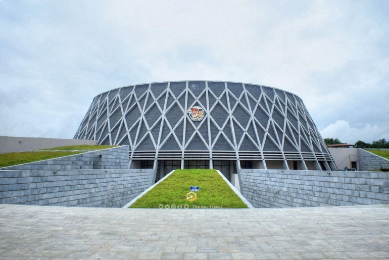 Tour Du Lịch Tây Bắc Mai Châu - Mộc Châu - Điện Biên 4 ngày 3 đêm